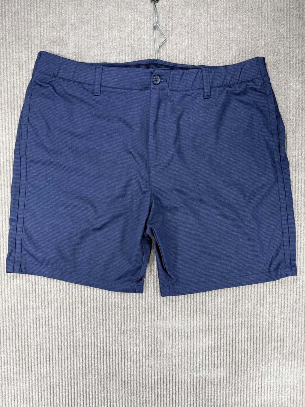 Under Armour Iso-Chill Airvent Golf Shorts Navy Blue Men's Size 40